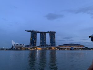 32DCDAA5-9BBE-4867-979A-D286DB7F5EED_1_105_c